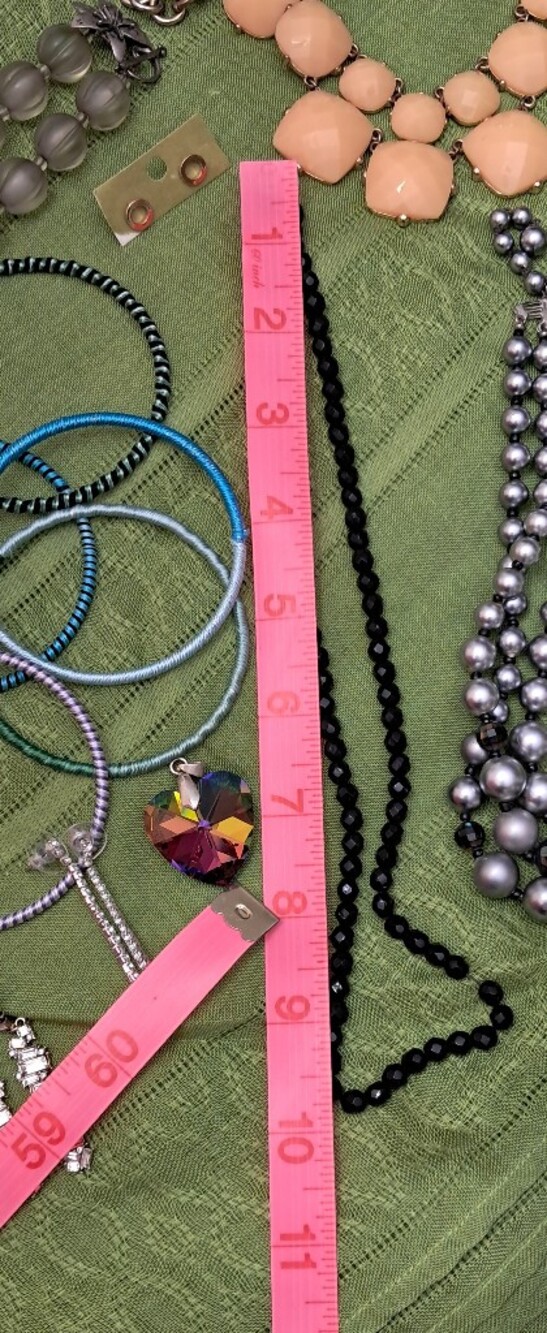15 Piece Bundle of Jewelry! - Picture 11 of 14